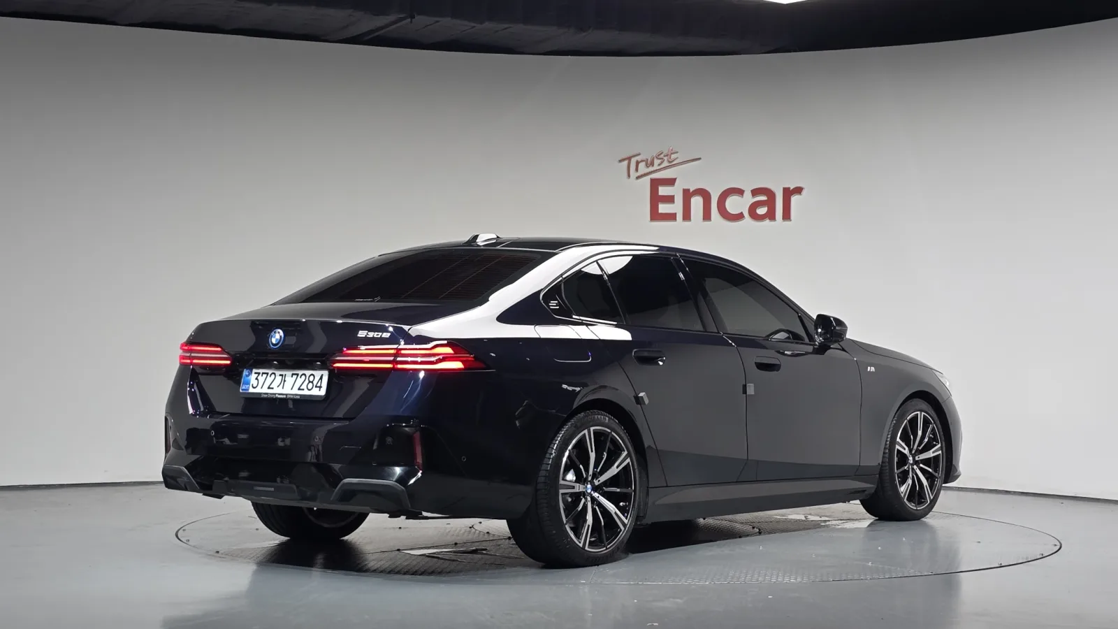 2025 BMW 5-Series