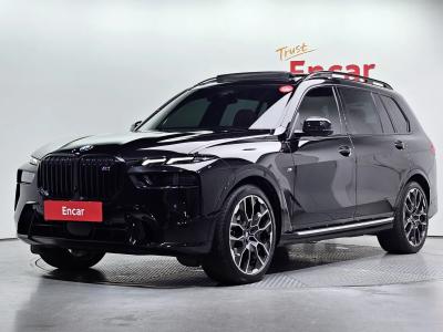 2024 BMW X7