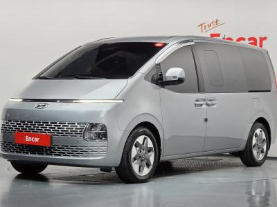 2023 Hyundai Staria