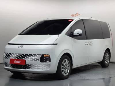 2025 Hyundai Staria