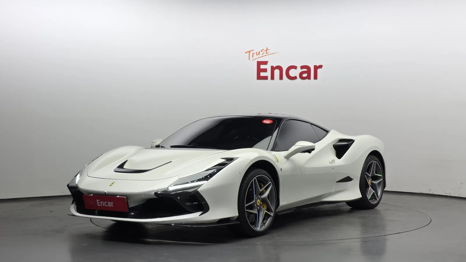 2021 Ferrari F8