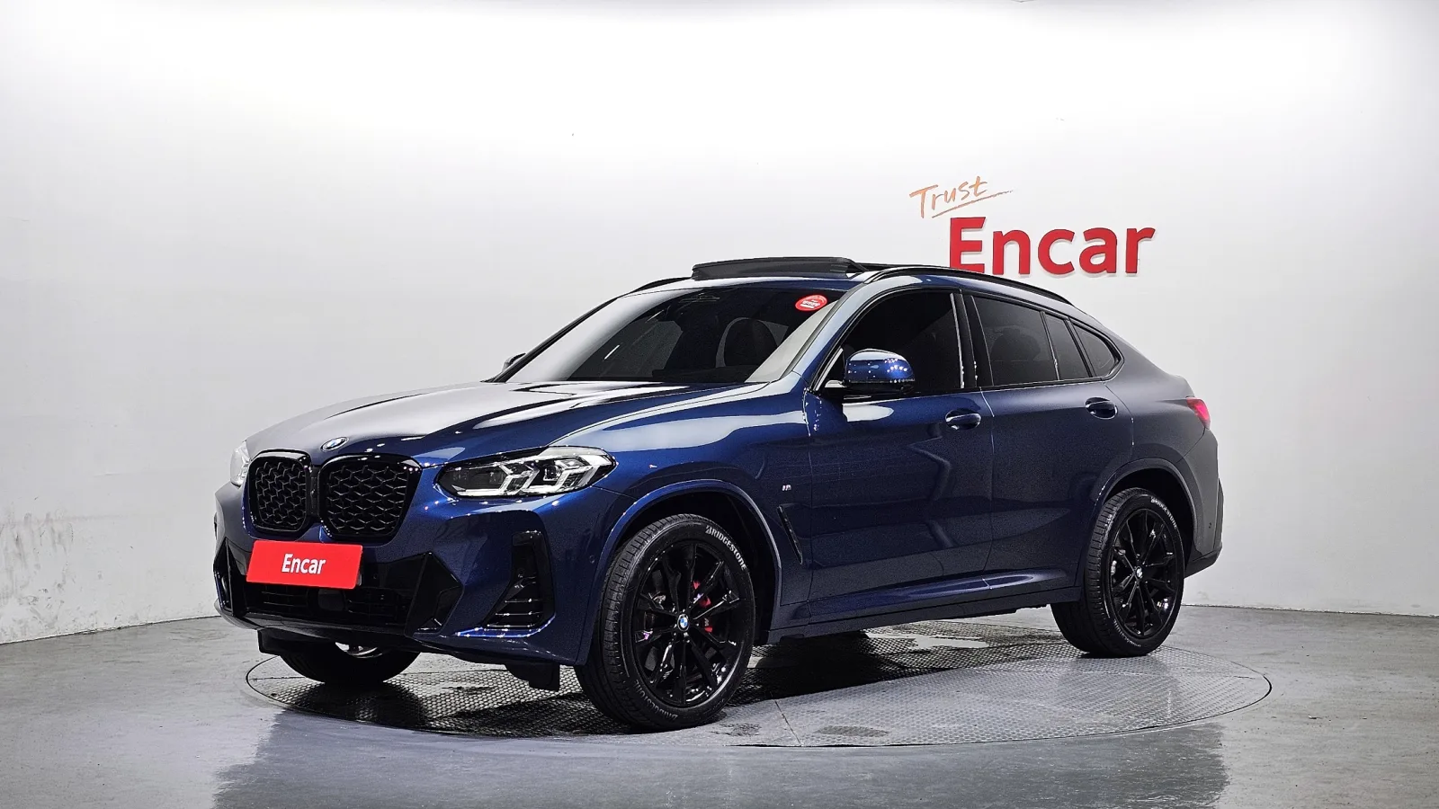 2025 BMW X4