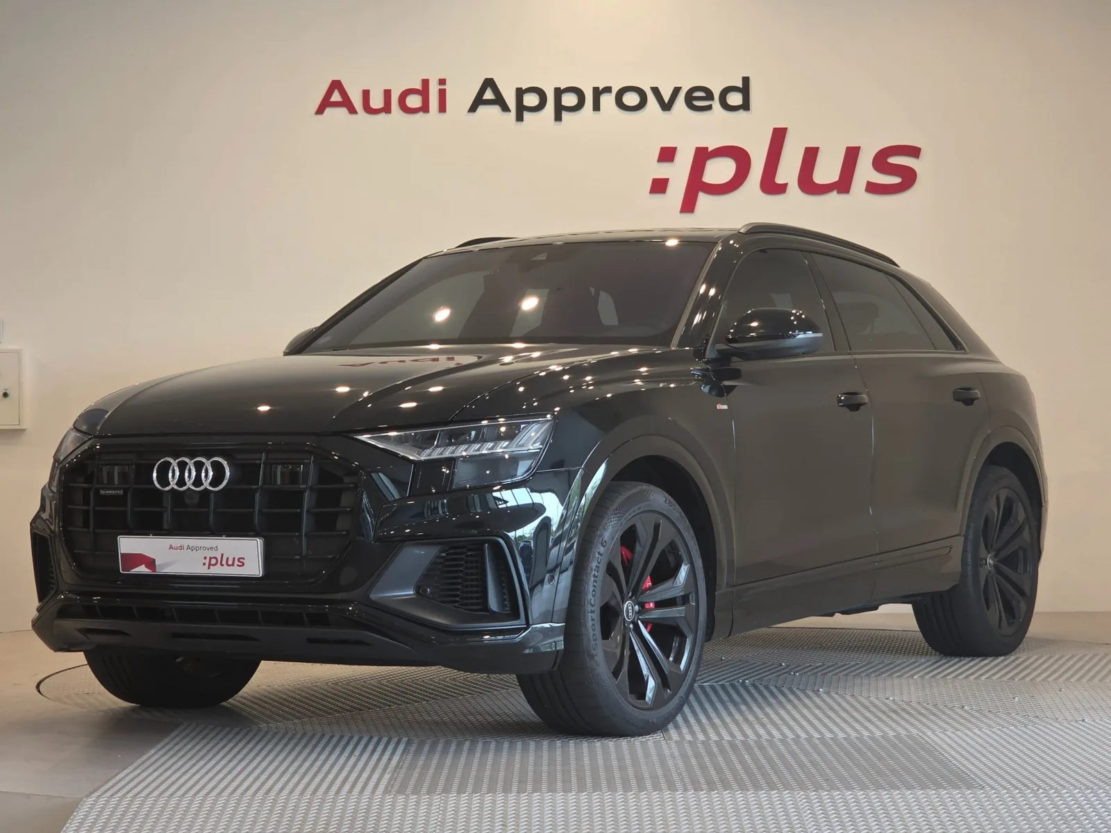 2023 Audi Q8