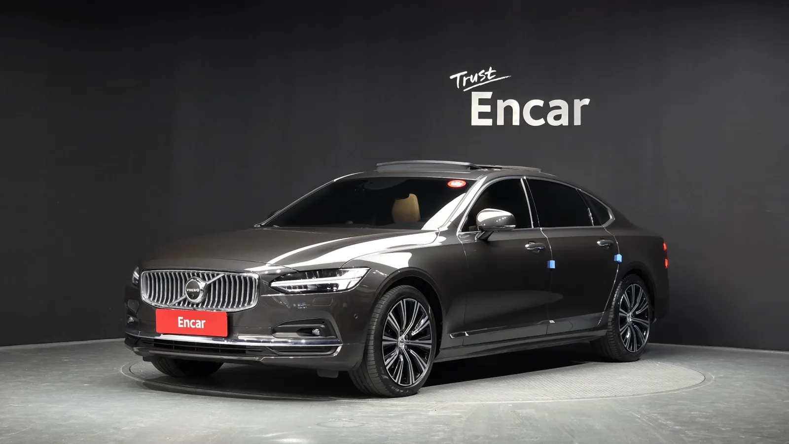 2021 Volvo S90