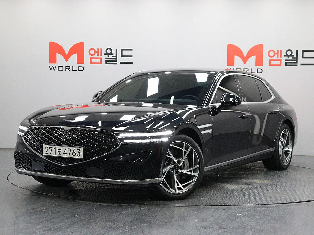 2023 Genesis G90