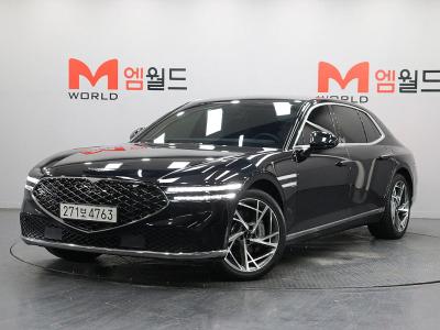 2023 Genesis G90