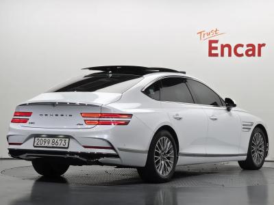 2023 Genesis G80