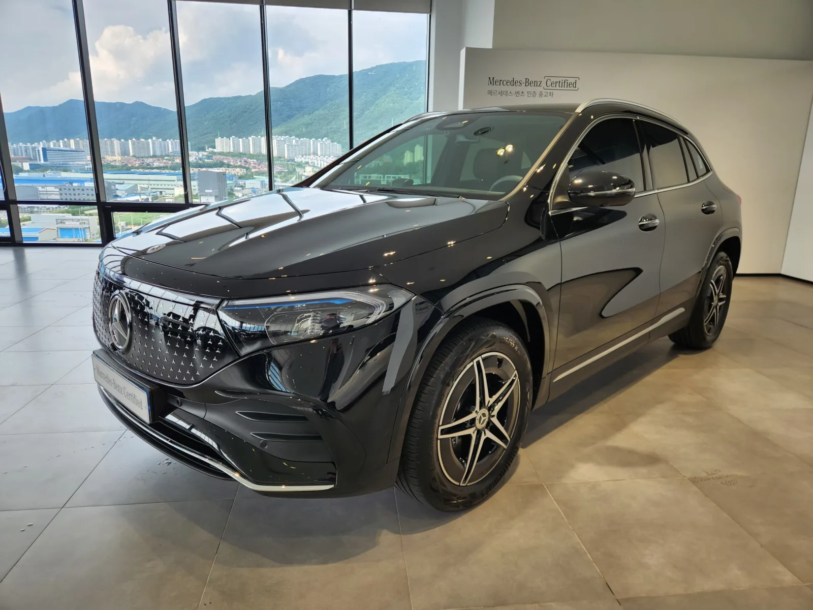 2026 Mercedes-Benz EQA