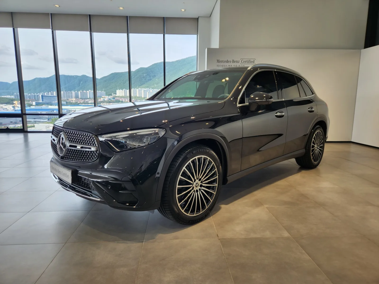 2026 Mercedes-Benz GLC-Class