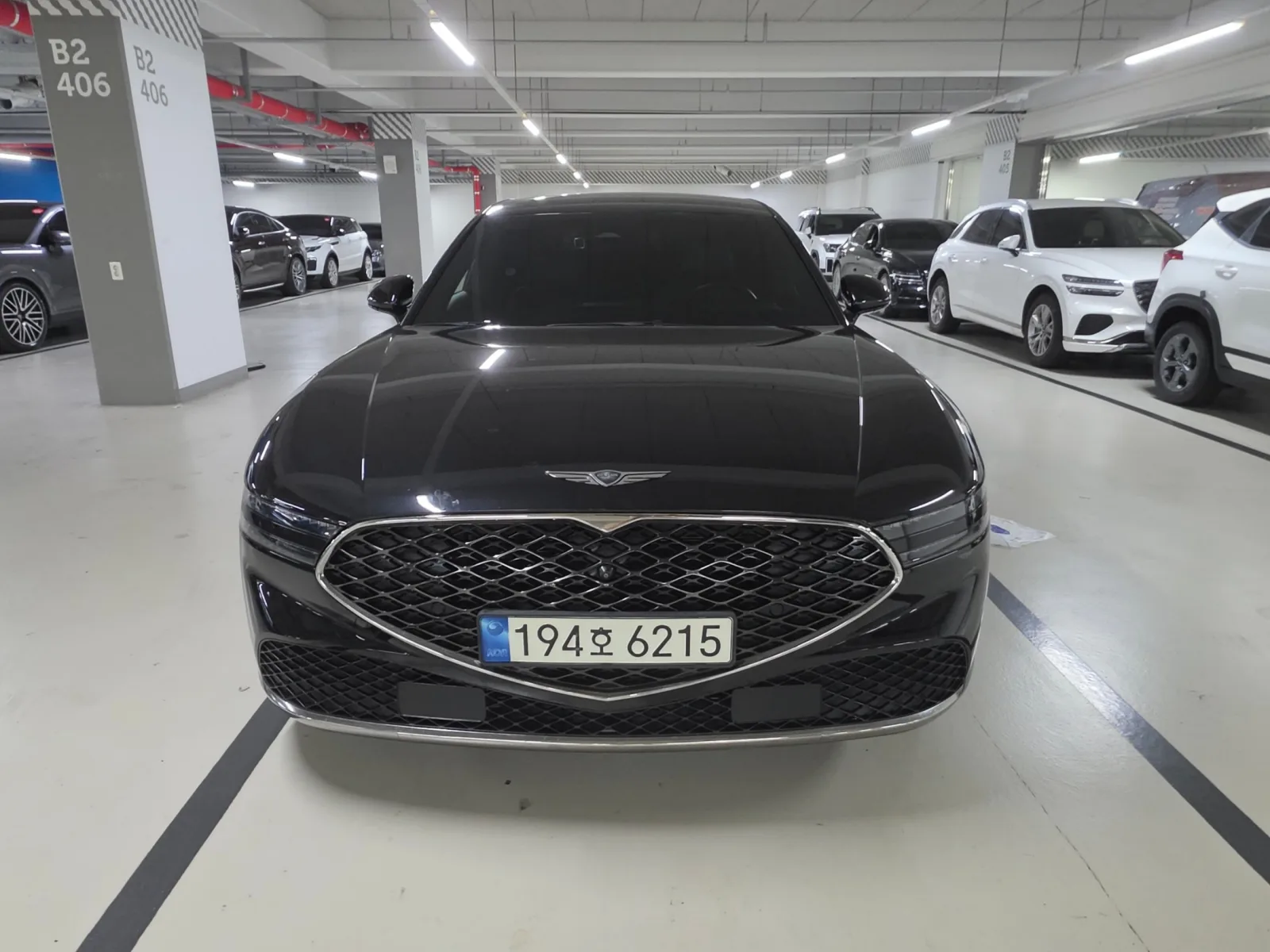2022 Genesis G90