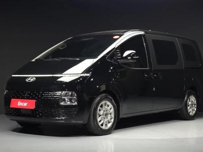 2025 Hyundai Staria