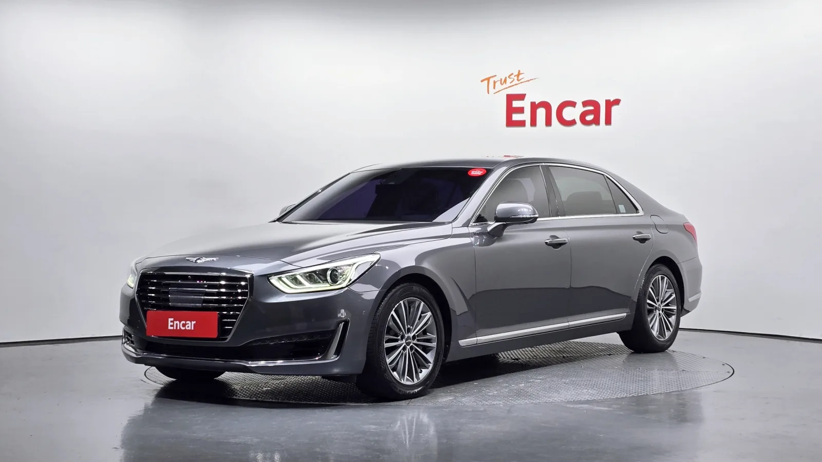 2016 Genesis EQ900