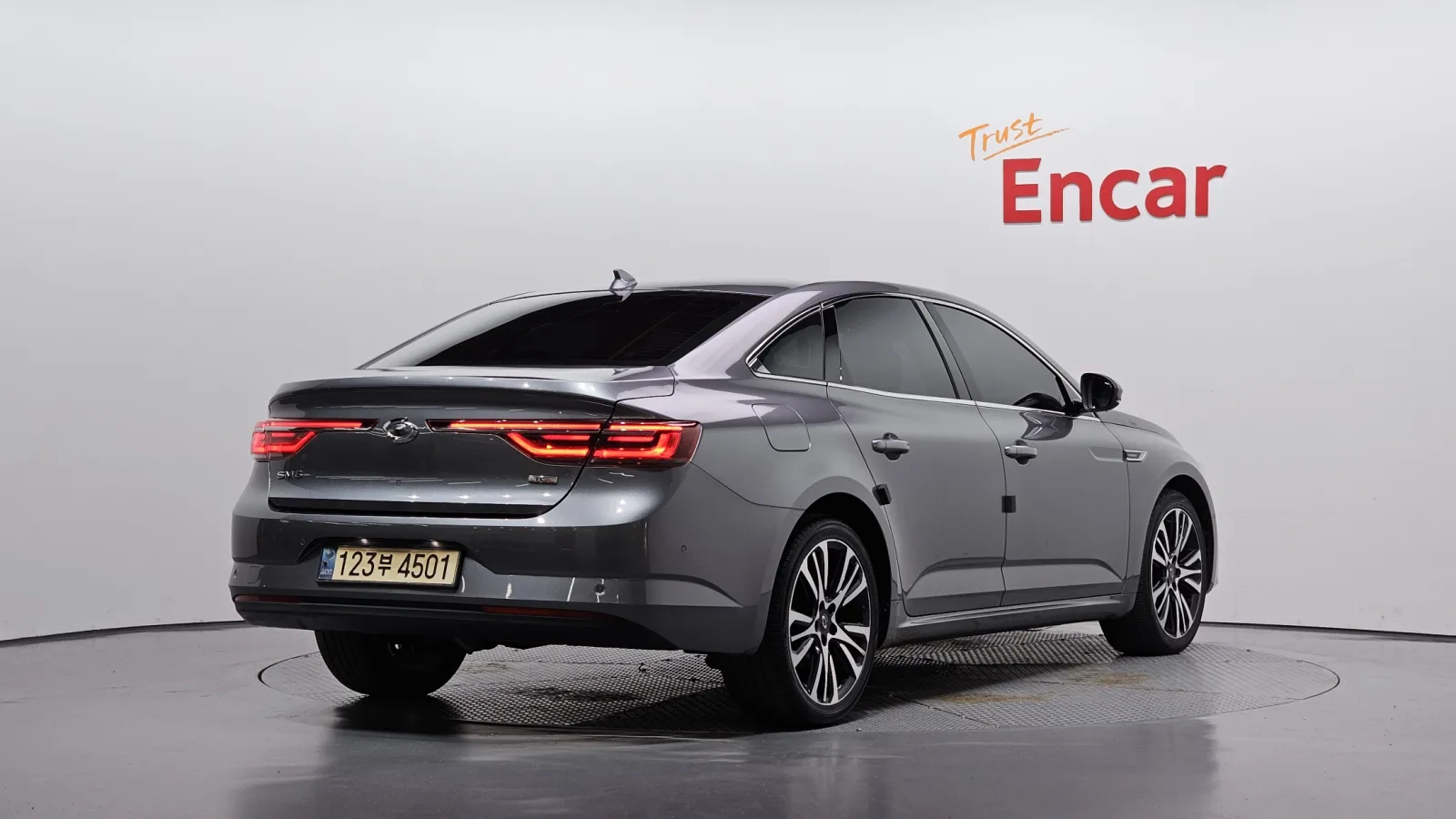 2021 Renault Korea SM6