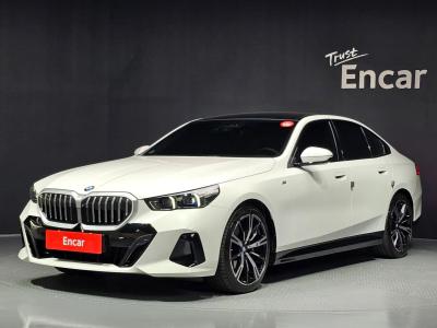 2025 BMW 5-Series