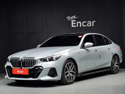2025 BMW 5-Series