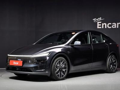 2026 Tesla Model Y