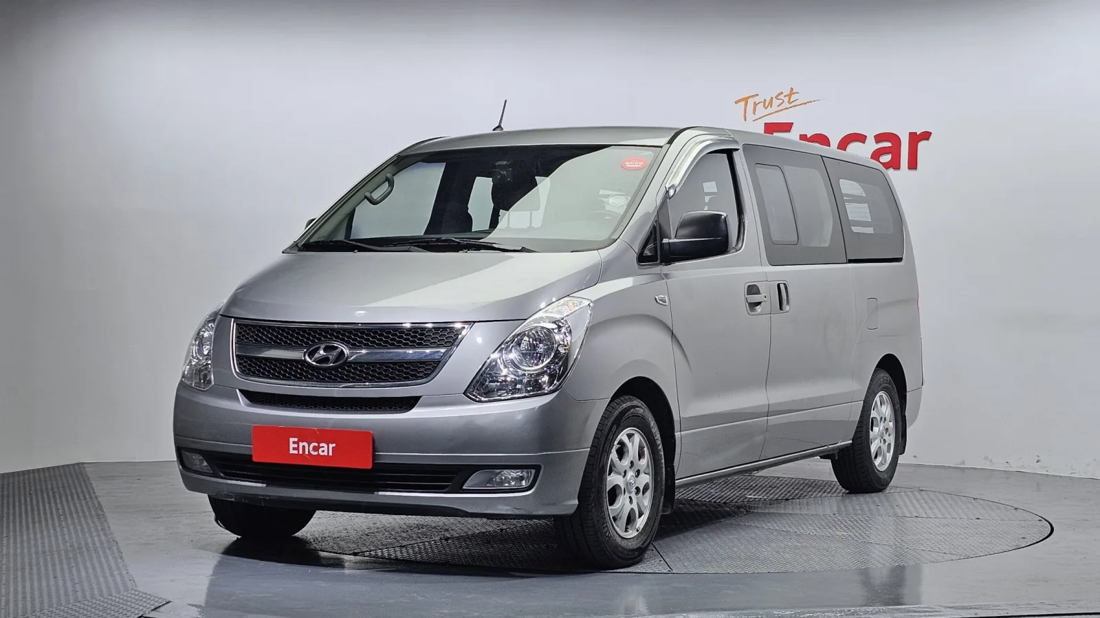 2016 Hyundai Starex