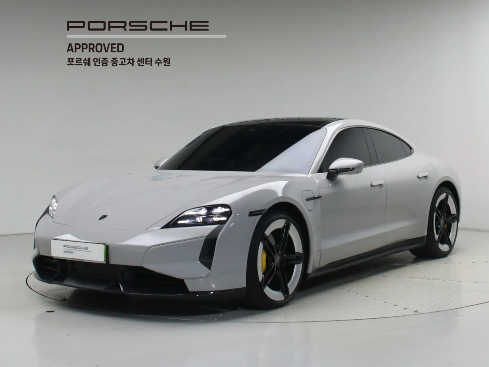2025 Porsche Taycan