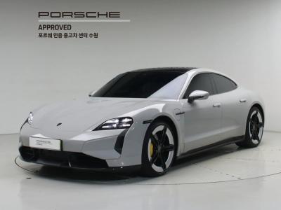 2025 Porsche Taycan
