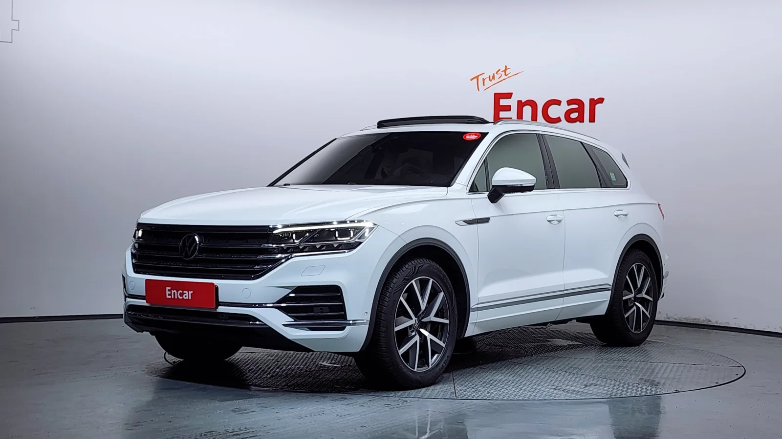 2023 Volkswagen Touareg