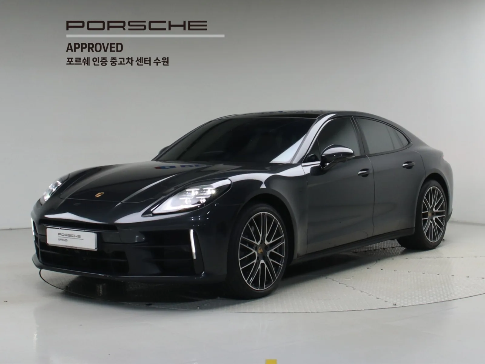 2025 Porsche Panamera