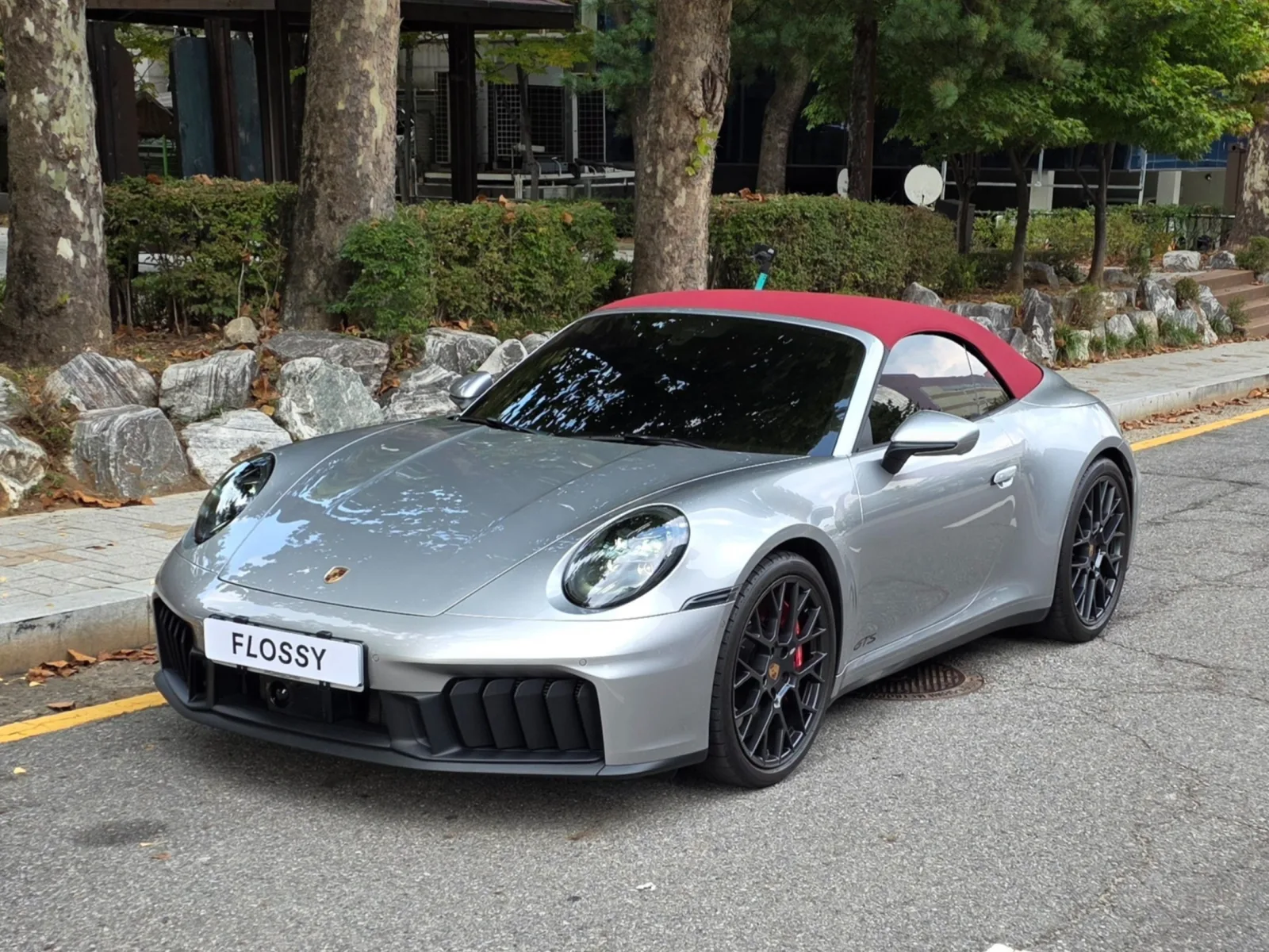 2025 Porsche 911