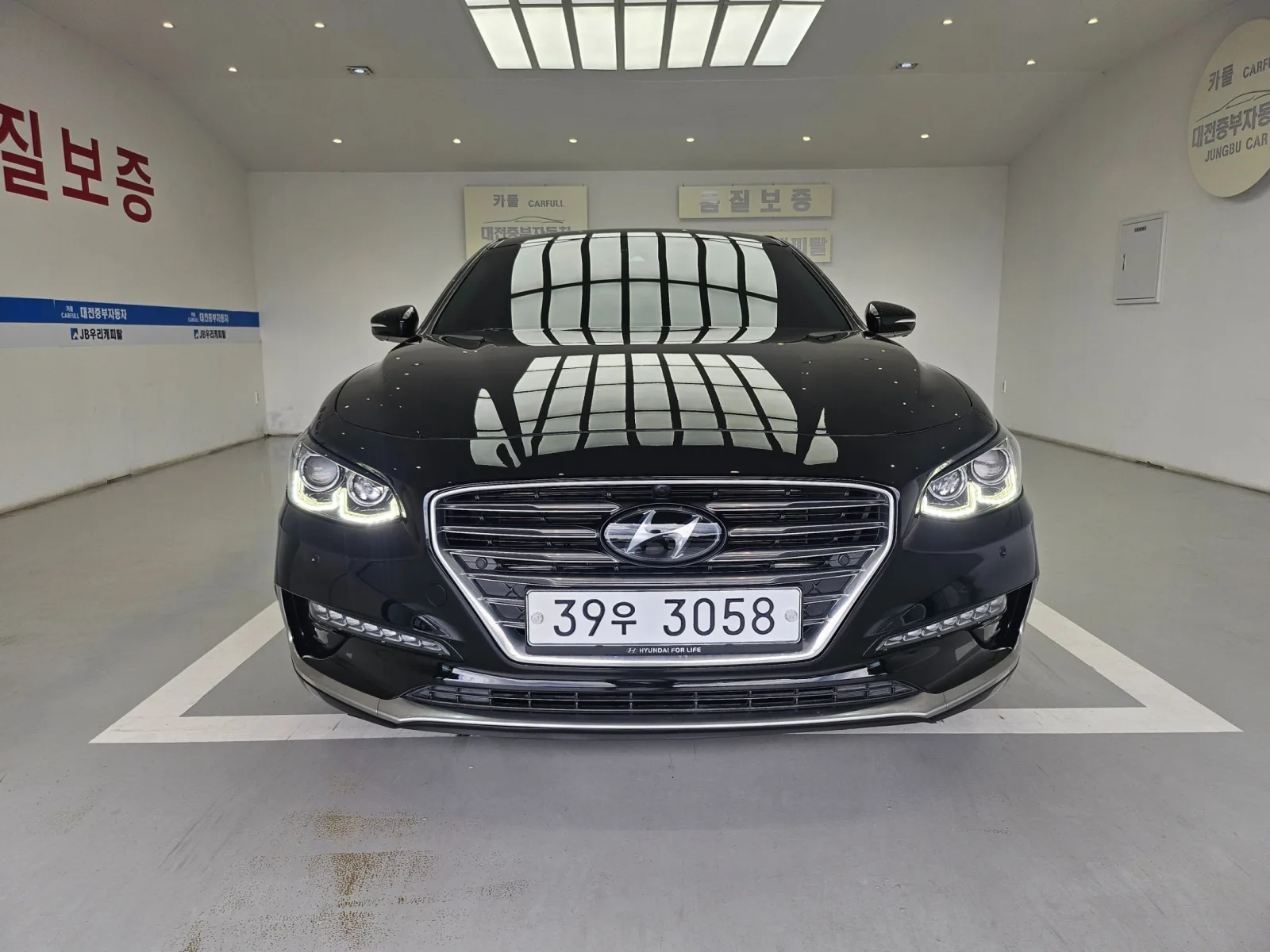 2018 Hyundai Grandeur
