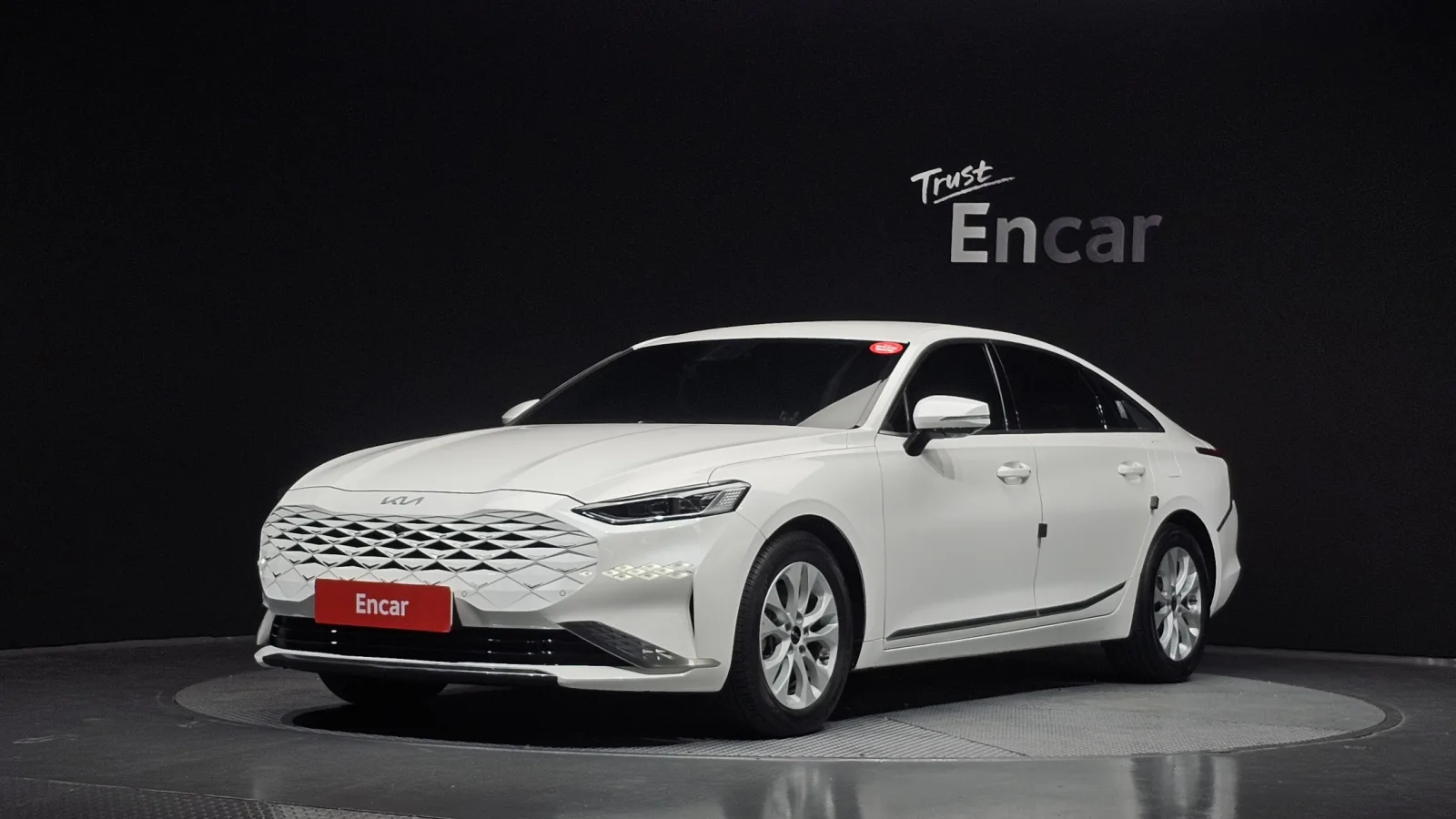 2022 Kia K8