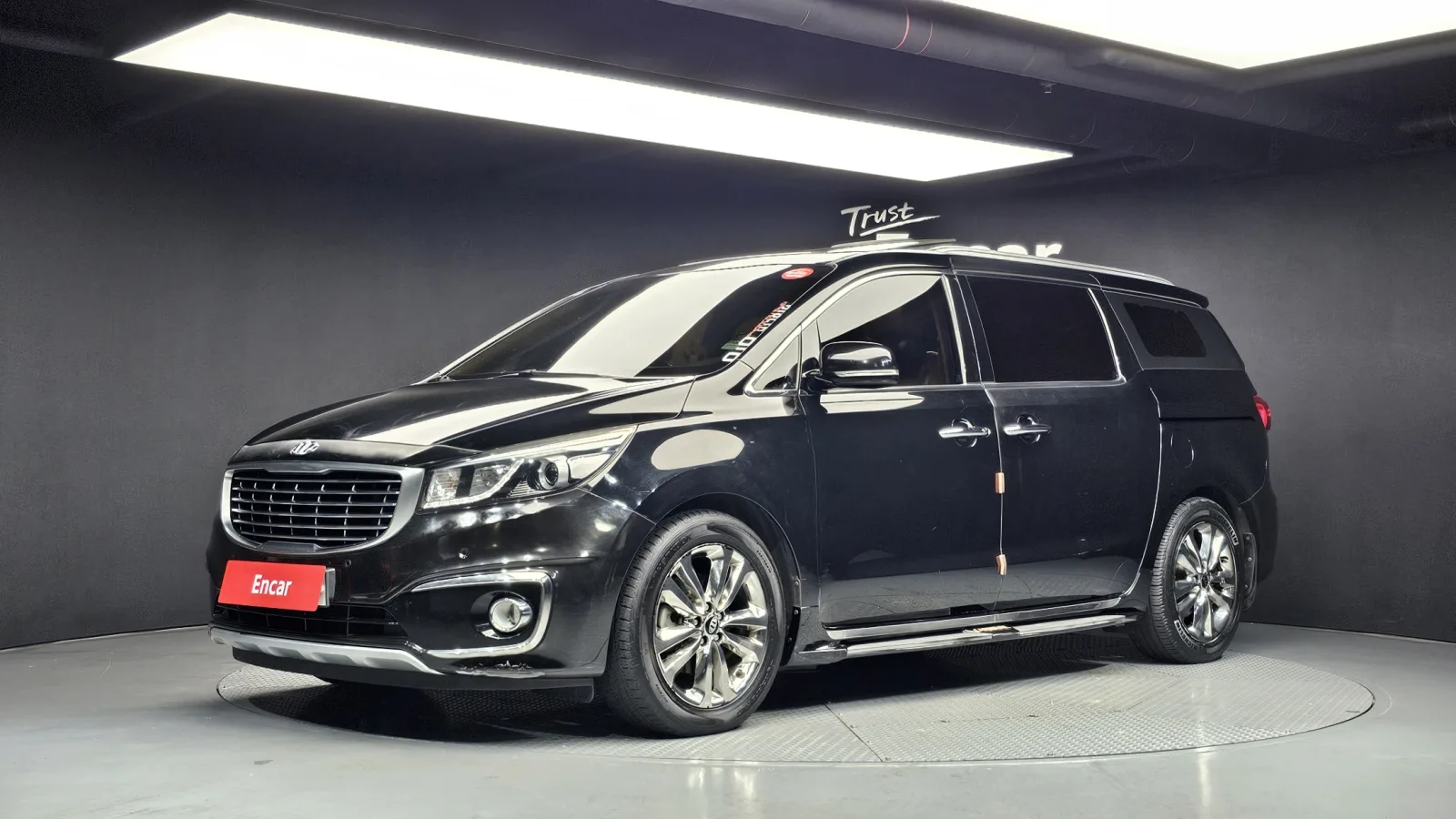 2016 Kia Carnival