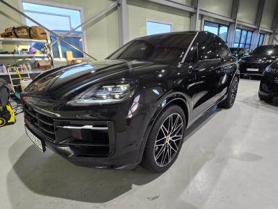 2025 Porsche Cayenne