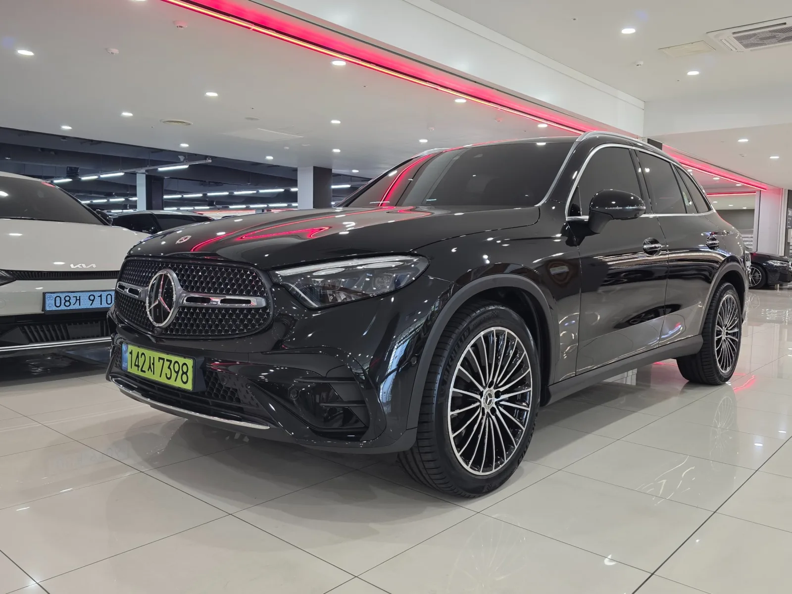 2026 Mercedes-Benz GLC-Class