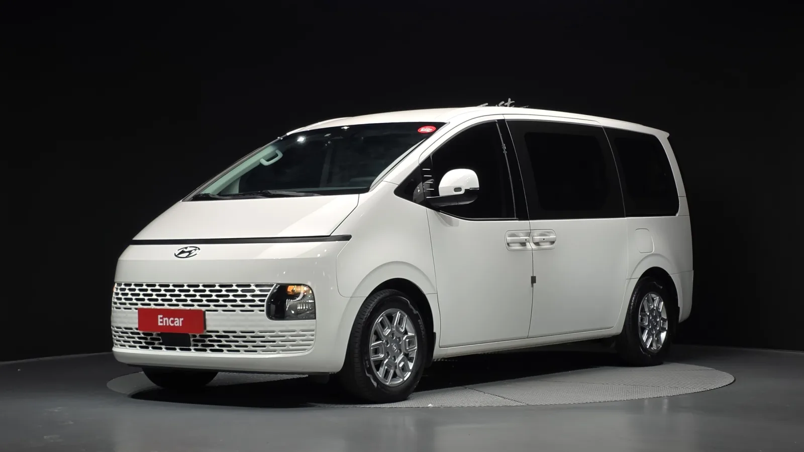 2022 Hyundai Staria