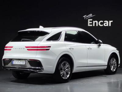 2025 Genesis GV70