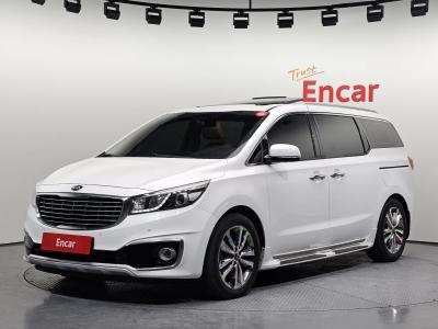 2015 Kia Carnival