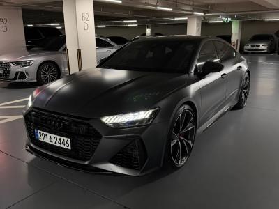 2022 Audi RS7