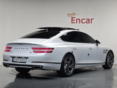 2022 Genesis G80