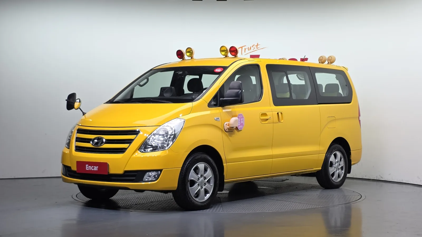 2016 Hyundai Starex