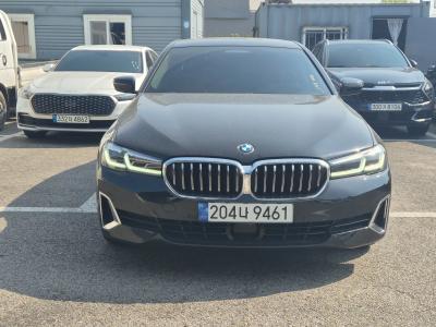 2023 BMW 5-Series