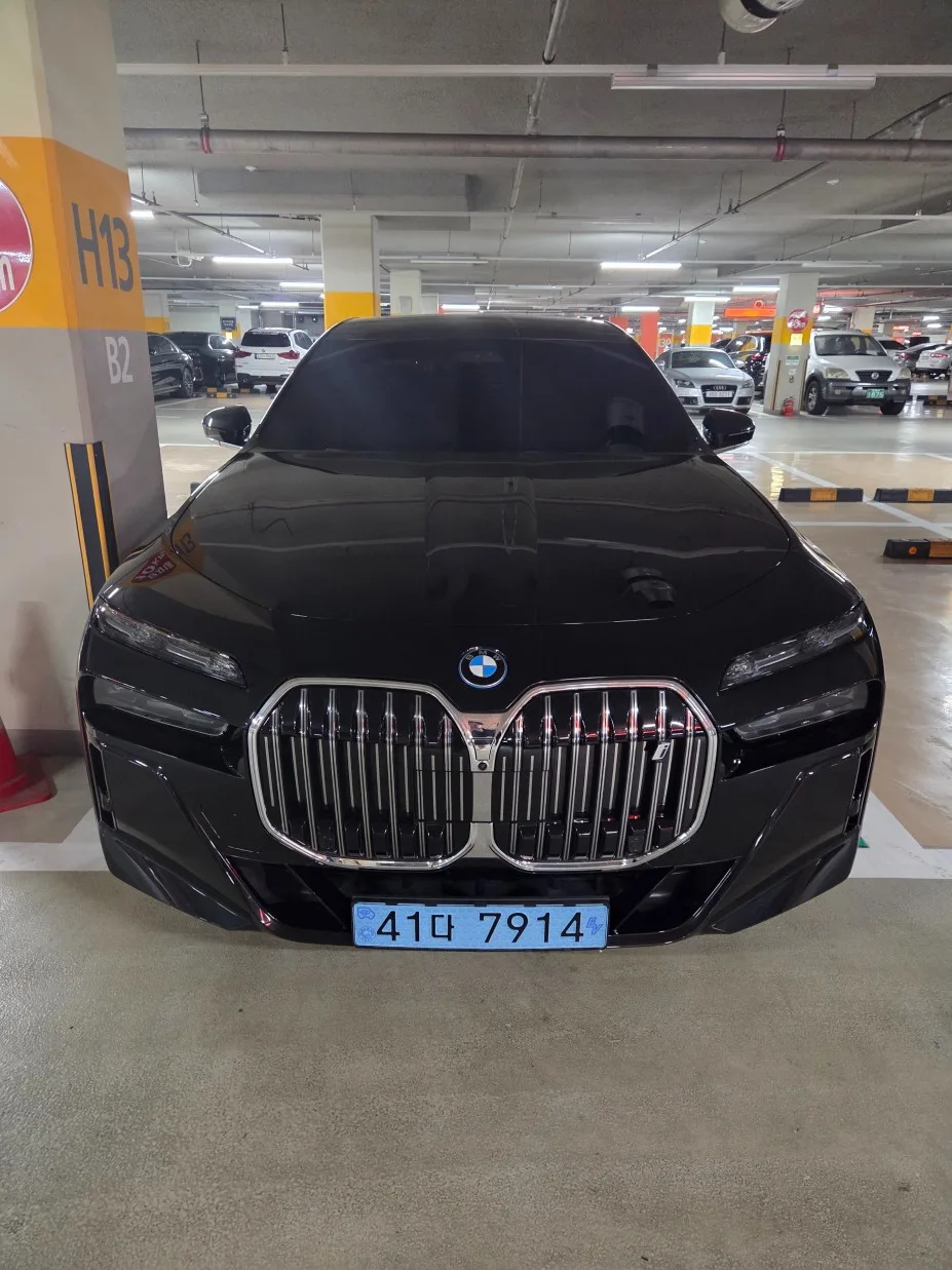 2024 BMW i7