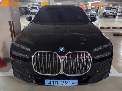 2024 BMW i7