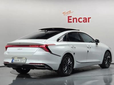 2023 Kia K8
