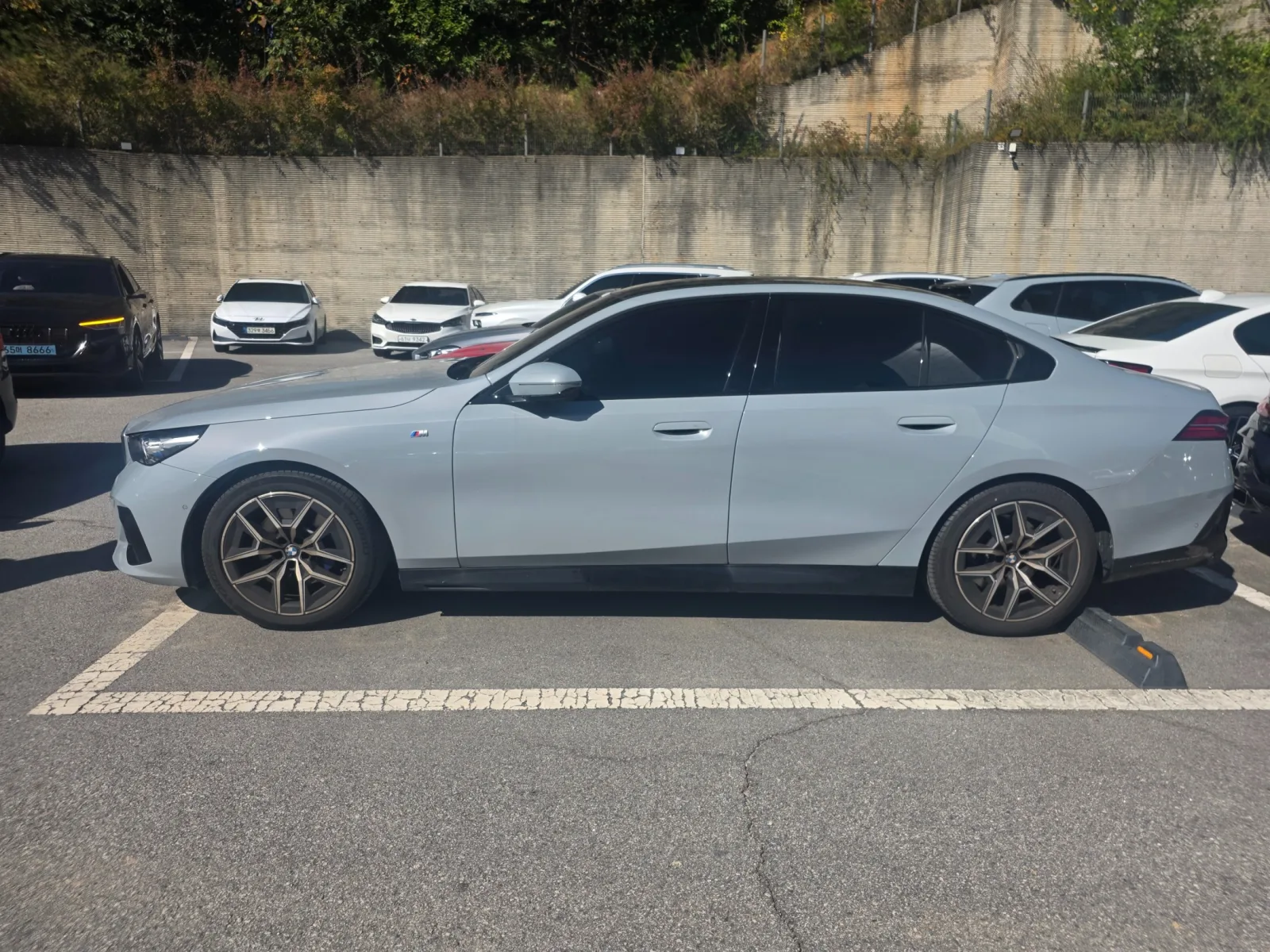 2025 BMW 5-Series