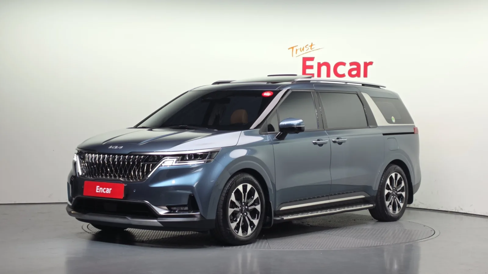 2023 Kia Carnival