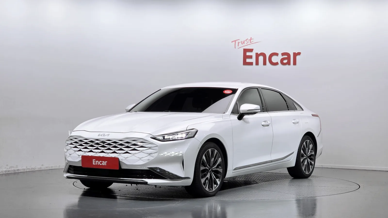 2022 Kia K8