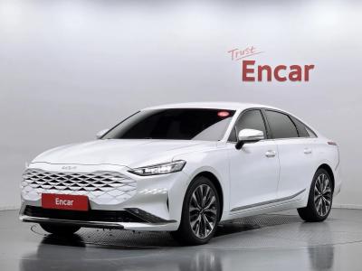 2022 Kia K8