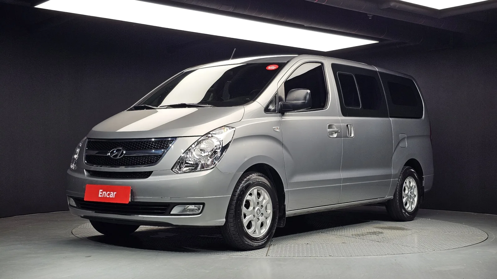2016 Hyundai Starex