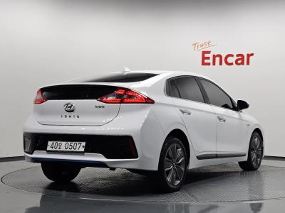 2016 Hyundai Ioniq