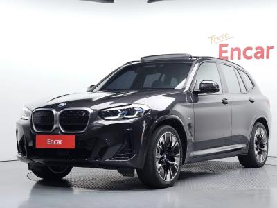 2023 BMW iX3