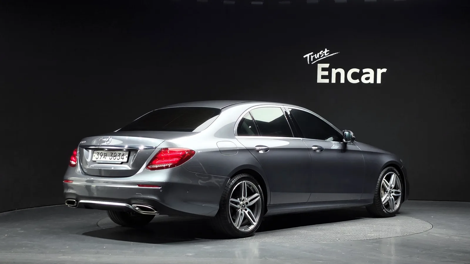 2019 Mercedes-Benz E-Class