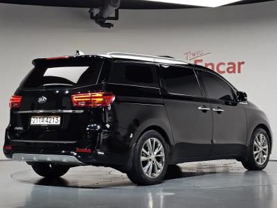 2019 Kia Carnival